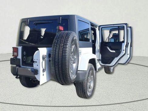 Used 2015 Jeep Wrangler Unlimited Sport AWD/4WD image 13