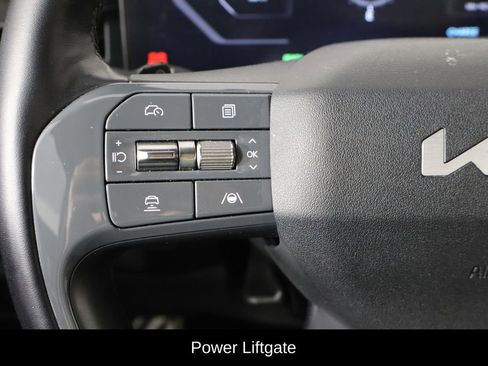 Used 2024 Kia EV9 Light Long Range RWD image 8