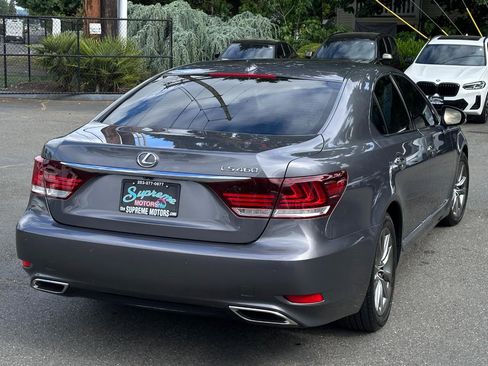 Used 2016 Lexus LS 460 w/ Comfort Package RWD image 18