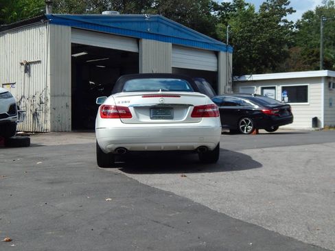 Used 2012 Mercedes-Benz E 350 Cabriolet image 6