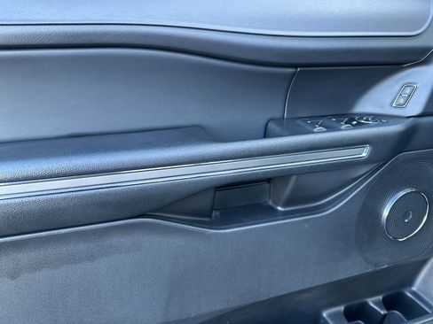 Certified 2024 Ford Expedition Max XLT image 11