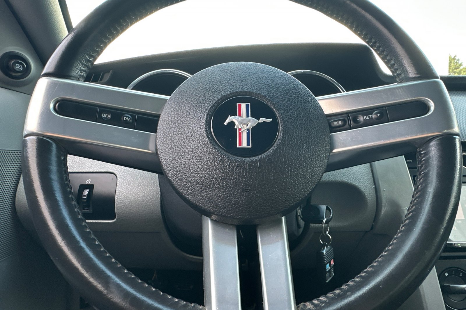 Used 2008 Ford Mustang GT RWD image 32