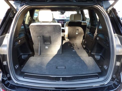 Used 2023 Jeep Grand Cherokee L Limited w/ Trailer Tow Group (B) image 23