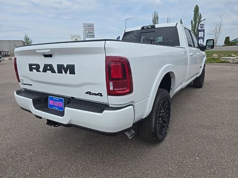 New 2025 RAM 2500 Limited image 7