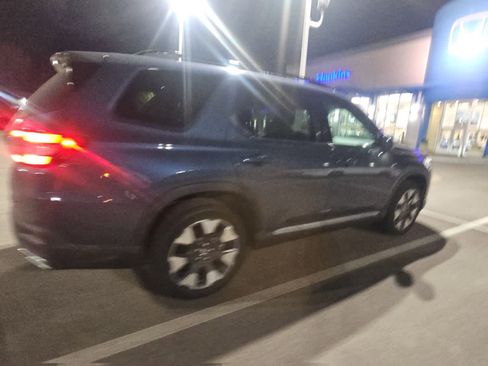 Used 2026 Honda Pilot Elite image 3