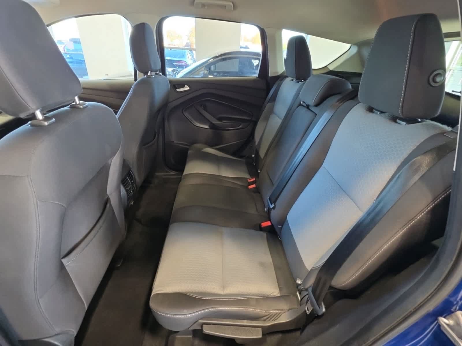 Used 2018 Ford Escape SE w/ SE Sync 3 Package FWD image 28