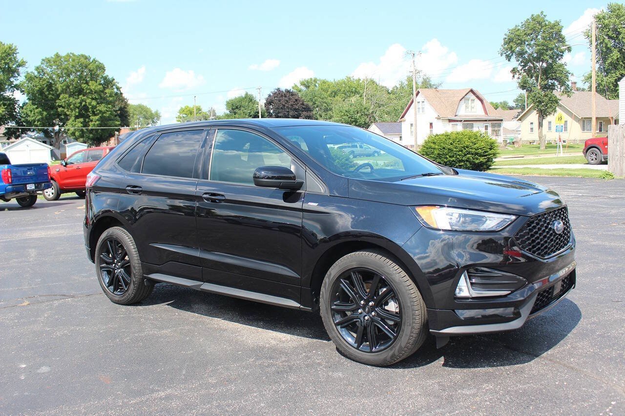 Used 2024 Ford Edge ST-Line AWD/4WD image 2