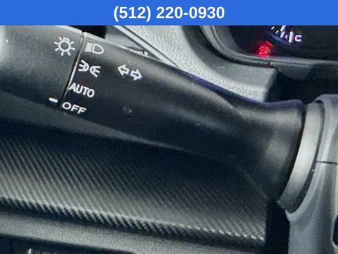 Used 2024 Subaru Crosstrek 2.0i AWD/4WD image 13