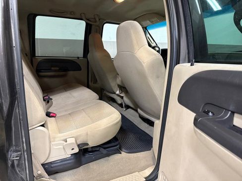 Used 2005 Ford F350 XLT image 58