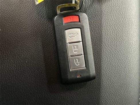 Used 2024 Mitsubishi Eclipse Cross SEL image 33