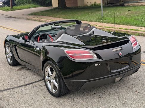 Used 2007 Saturn Sky w/ Premium Trim Pkg RWD image 9