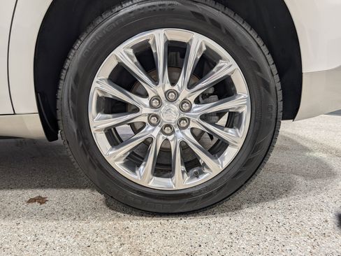 Used 2021 Buick Enclave Premium w/ Surround and Sites Package AWD/4WD image 10