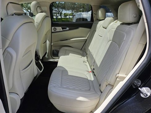 Used 2019 Lincoln Nautilus Black Label image 5