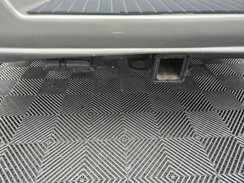 Used 2023 GMC Savana 2500 image 5