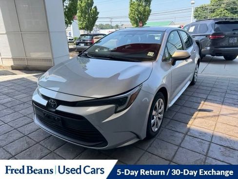 Used 2026 Toyota Corolla LE FWD image 21