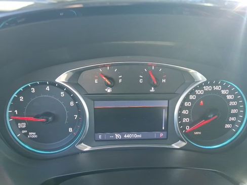 Used 2021 Chevrolet Traverse RS image 24