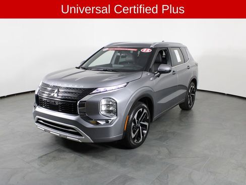 Used 2022 Mitsubishi Outlander SEL image 2