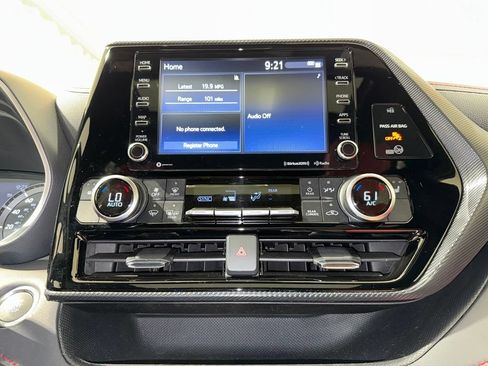 Certified 2021 Toyota Highlander XSE AWD/4WD image 29