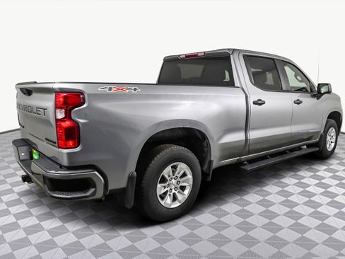 Used 2023 Chevrolet Silverado 1500 Custom image 8