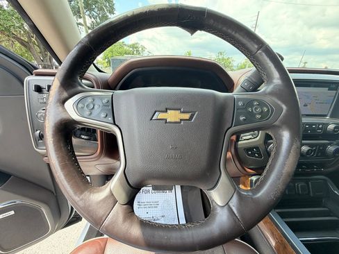 Used 2017 Chevrolet Silverado 1500 High Country image 20