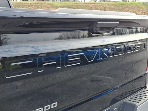Used 2024 Chevrolet Silverado 1500 W/T w/ WT Value Package image 30