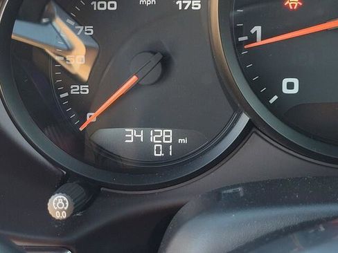 Used 2024 Porsche 718 Cayman image 11