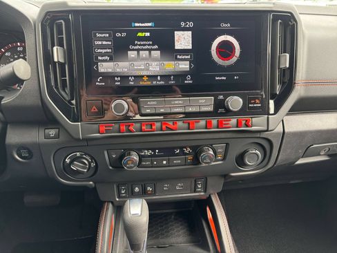 Used 2026 Nissan Frontier PRO-4X AWD/4WD image 17