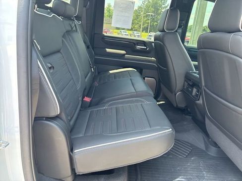 Used 2025 GMC Sierra 2500 AT4X w/ AT4X AEV Edition AWD/4WD image 19