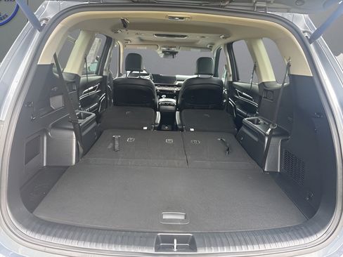 Used 2025 Kia Telluride S AWD/4WD image 19