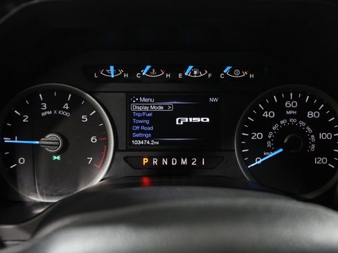 Used 2017 Ford F150 XLT w/ Equipment Group 302A Luxury image 9