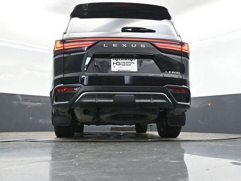 Used 2023 Lexus LX 600 F Sport image 41
