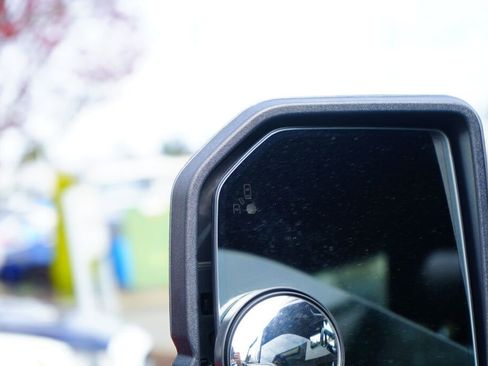 Used 2019 Ford F150 Raptor w/ Equipment Group 802A Luxury image 9