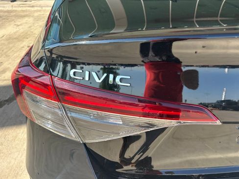 Used 2025 Honda Civic LX image 12