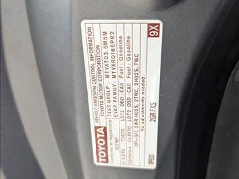 Certified 2021 Toyota Highlander XLE image 20