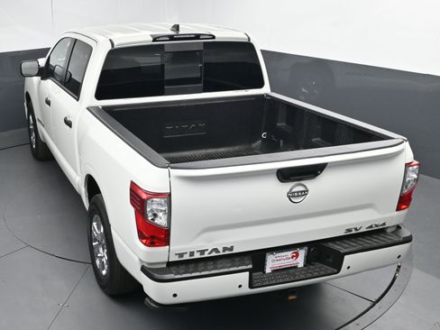 Used 2024 Nissan Titan SV w/ Accessory Utility Package image 35