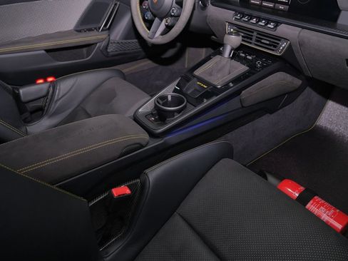 Used 2024 Porsche 911 GT3 RS RWD image 24