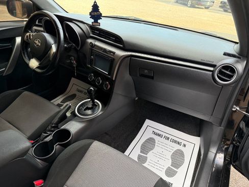 Used 2014 Scion tC image 15