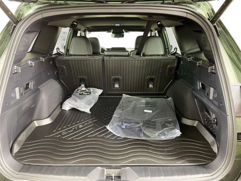 New 2026 Subaru Outback Touring XT image 29