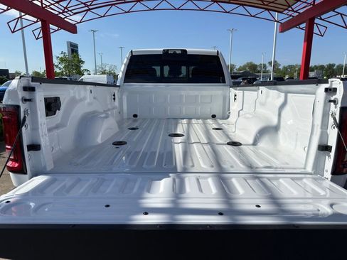 New 2026 RAM 3500 Tradesman AWD/4WD image 28