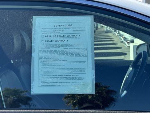 Used 2022 Kia Niro EX image 23