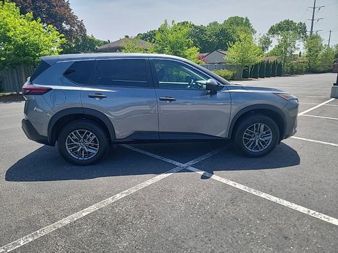 Used 2023 Nissan Rogue S FWD image 6