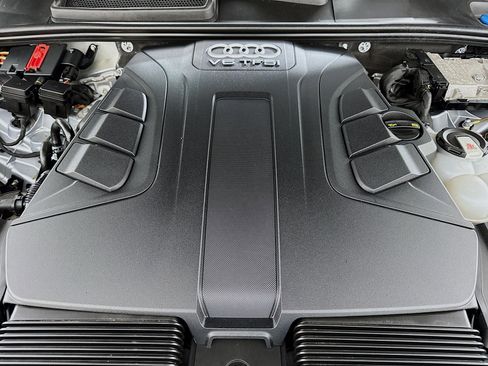 Used 2019 Audi Q7 3.0T Premium Plus w/ Premium Plus Package image 33