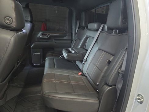 Used 2024 Chevrolet Silverado 2500 High Country w/ High Country Premium Package image 14