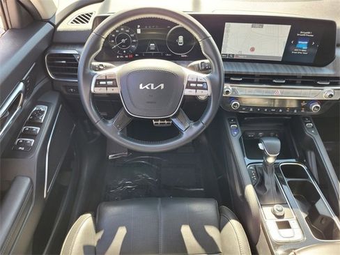 Used 2023 Kia Telluride SX image 16