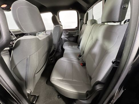 Used 2022 RAM 1500 Big Horn AWD/4WD image 22