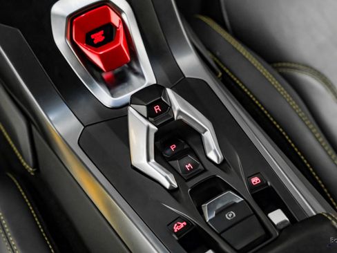 Used 2018 Lamborghini Huracan LP 580-2 image 92