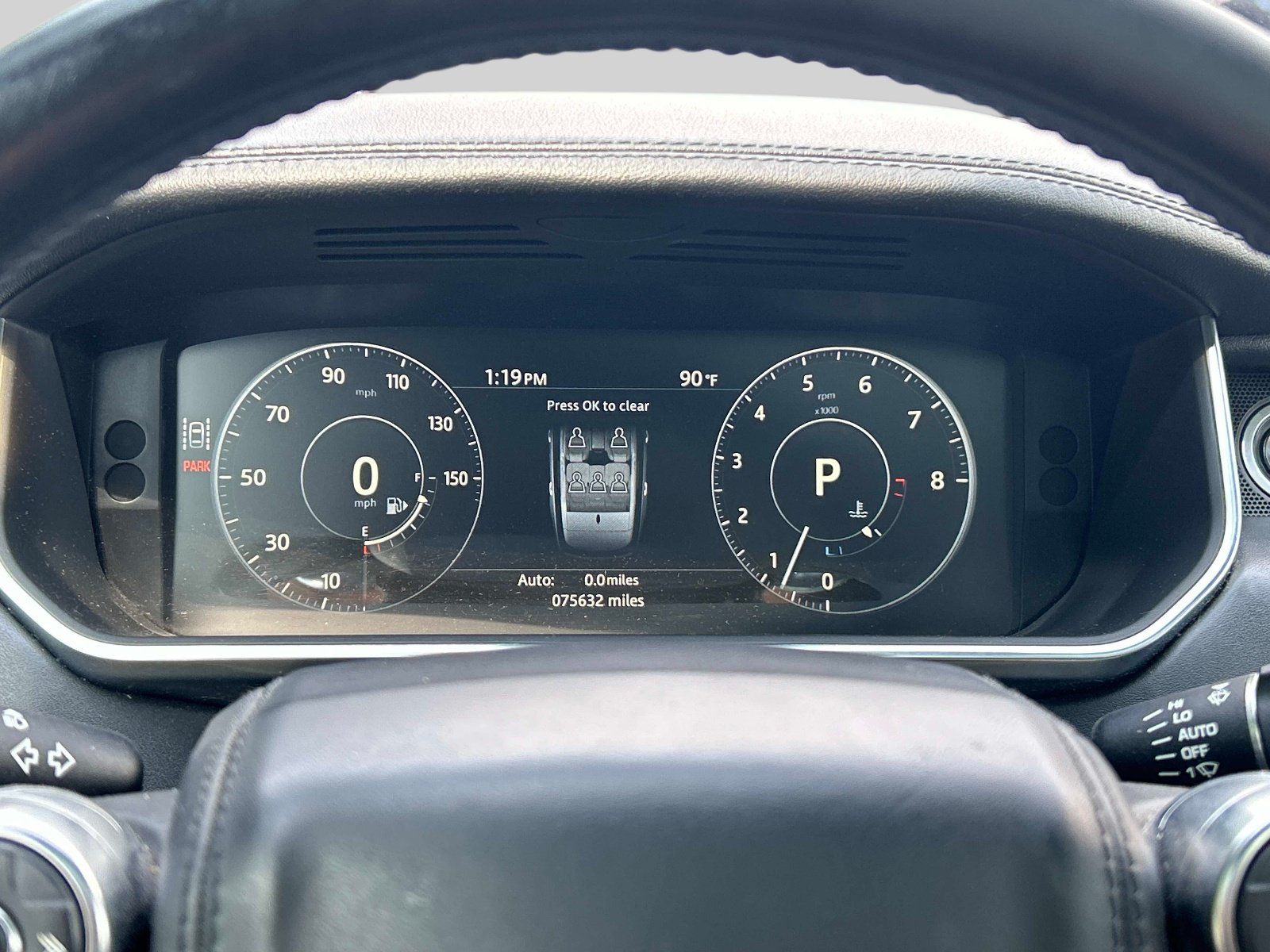 Used 2017 Land Rover Range Rover HSE AWD/4WD image 30
