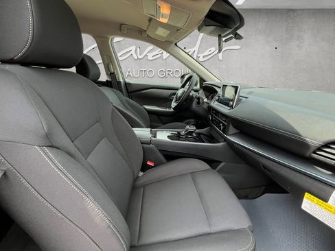 New 2026 Nissan Rogue S image 24