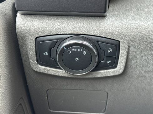 Used 2022 Ford F350 XLT w/ Camper Package image 29