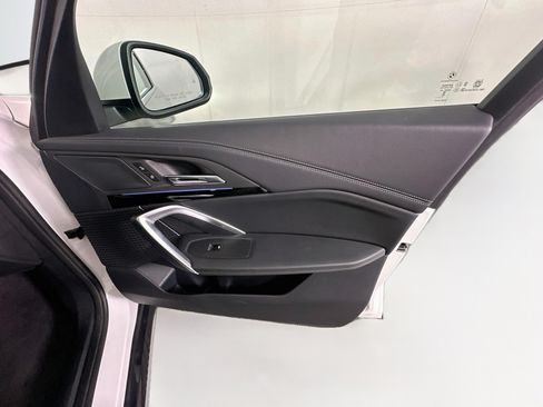 Used 2025 BMW X1 xDrive28i AWD/4WD image 32